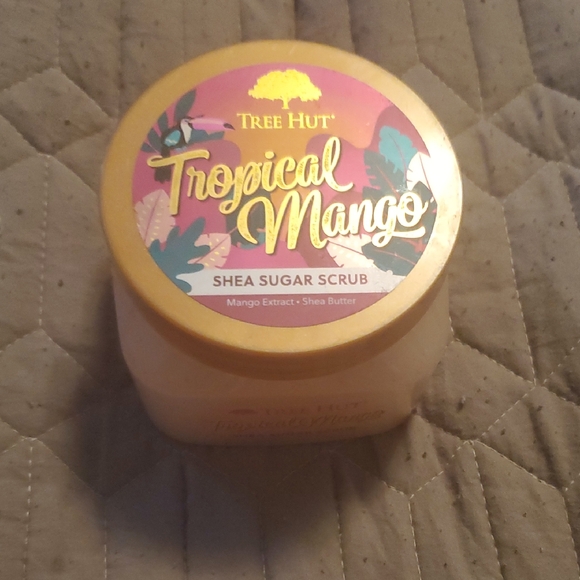 Tropical Mango Shea Sugar Scrub - Pink and Gold - Picture 1 of 1